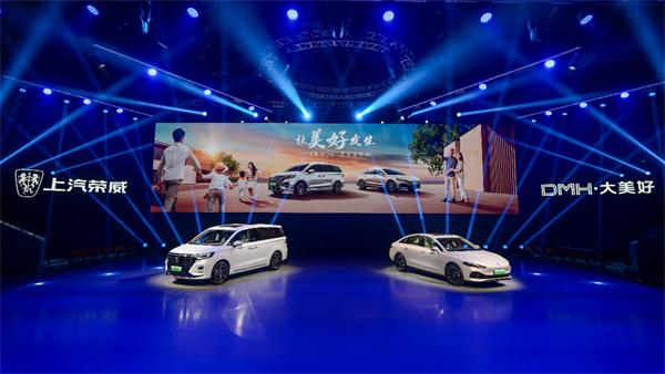 上汽牽手華為，智能汽車市場(chǎng)迎來(lái)“黃金搭檔”